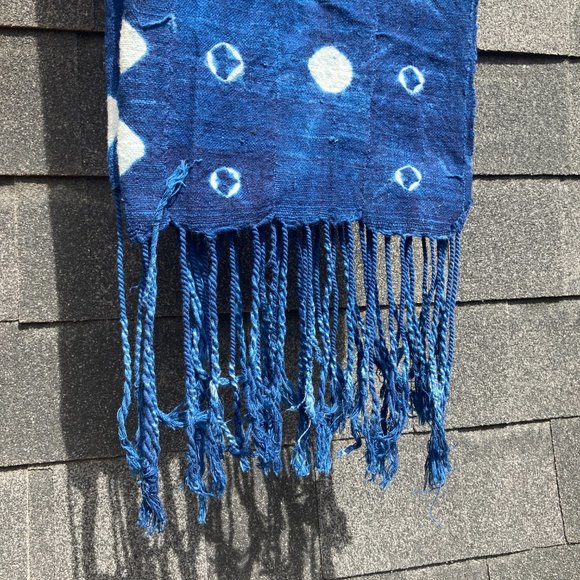 Scarf - Japanese Indigo - Latre Art and Style - Picture 3 of 5